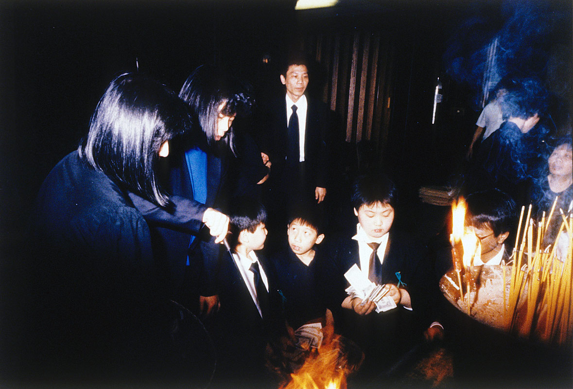 Burning Funeral Offerings
