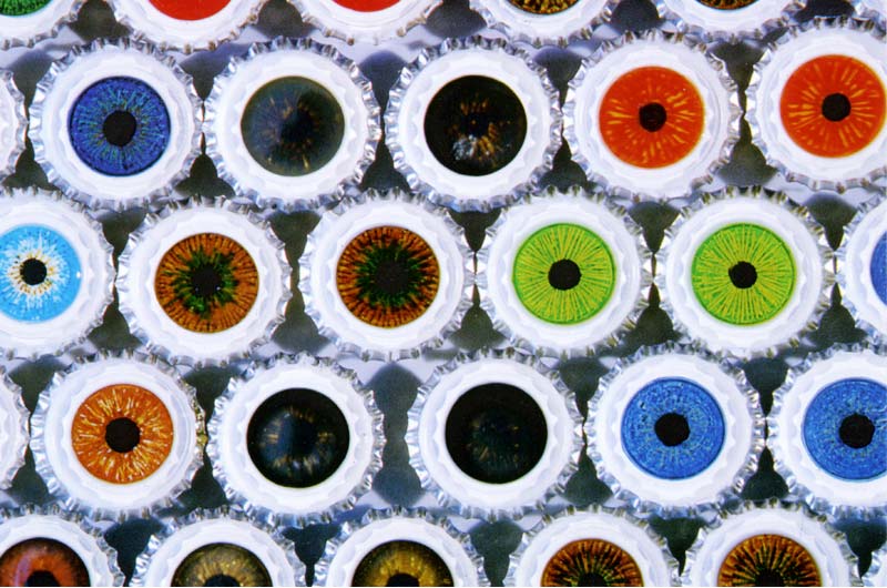 Eung Ho Park: Bottle Cap Eyes, postcard, pg 1
